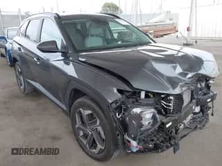 2024 Hyundai Tucson SEL Convenience z VIN KM8JCCD18RU177994, wystawiony jako IAAI lot #43077380 z przebiegiem 13 729 mil mil oraz . Historia ofert i sprzedaży dostępna na DreamBid. Obrazek 1.