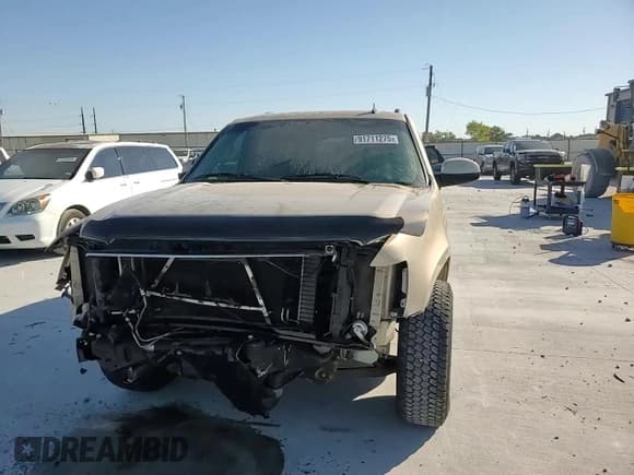 ✅ 2011 Chevrolet Tahoe LS • VIN: 1GNSCAE04BR335430 • Лот: 91711275. Опубликован ранее на Copart с пробегом 142 786 миль. Бесплатный доступ к архиву аукционных продаж из США и подробный отчёт об истории автомобиля на DreamBid. Изображение 15.