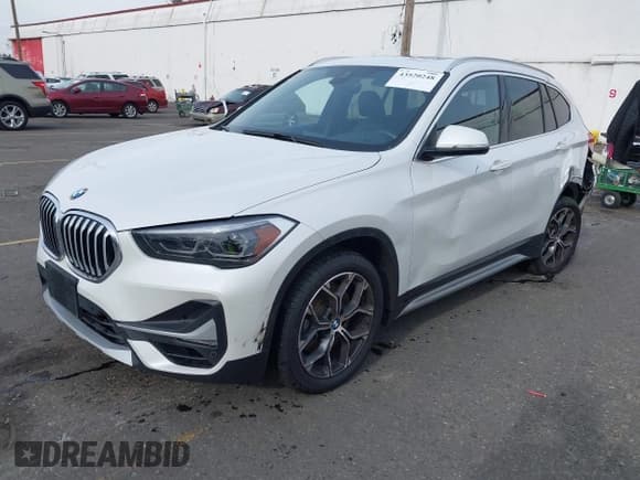 ✅ 2020 BMW X1 xDrive28i • VIN: WBXJG9C0XL5R62672 • Lot: 43520248. Wystawiony na IAAI z przebiegiem 56 392 mil. Bezpłatny archiwum sprzedaży aukcyjnych z USA i szczegółowy raport historii pojazdu na DreamBid. Zdjęcie 2.