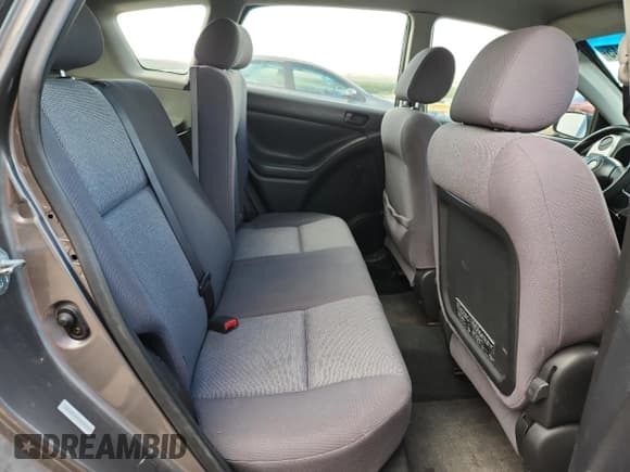 ✅ 2004 Pontiac Vibe • VIN: 5Y2SL62884Z404848 • Lot: 80684045. Listed on Copart with 183,900 mi. Free auction sales archive from the USA and detailed vehicle history report at DreamBid. Image 10.