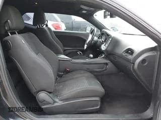 ✅ 2016 Dodge Challenger SXT Plus • VIN: 2C3CDZAG2GH263568 • Lot: 43525111. Wystawiony na IAAI z przebiegiem 230 564 mil. Bezpłatny archiwum sprzedaży aukcyjnych z USA i szczegółowy raport historii pojazdu na DreamBid. Zdjęcie 5.