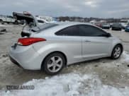 ✅ 2013 Hyundai Elantra SE • VIN: KMHDH6AE4DU018471 • Lot: 88840905. Wystawiony na Copart z przebiegiem 100 836 mil. Bezpłatny archiwum sprzedaży aukcyjnych z USA i szczegółowy raport historii pojazdu na DreamBid. Zdjęcie 3.
