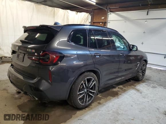 ✅ 2022 BMW X3 M • VIN: 5YM13EC05N9K07773 • Lot: 37637963. Wystawiony na Copart z przebiegiem Nie podano. Bezpłatny archiwum sprzedaży aukcyjnych z USA i szczegółowy raport historii pojazdu na DreamBid. Zdjęcie 3.