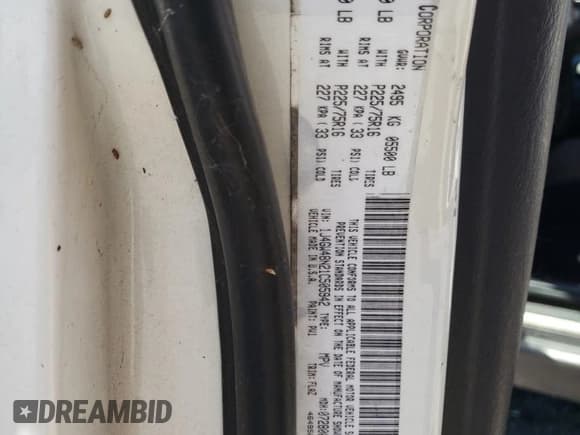 ✅ 2001 Jeep Grand Cherokee Laredo • VIN: 1J4GW48N21C505942 • Lot: 60498825. Listed on Copart with 258,115 mi. Free auction sales archive from the USA and detailed vehicle history report at DreamBid. Image 12.