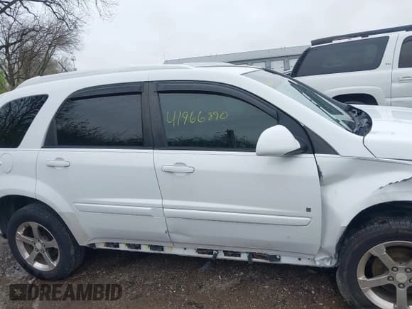 ✅ 2007 Chevrolet Equinox LT • VIN: 2CNDL63F276119841 • Лот: 41966890. Опубликован ранее на IAAI с пробегом 139 945 миль. Бесплатный доступ к архиву аукционных продаж из США и подробный отчёт об истории автомобиля на DreamBid. Изображение 13.