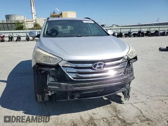 ✅ 2014 Hyundai Santa Fe • VIN: 5XYZU3LA3EG153653 • Lot: 85102745. Wystawiony na Copart z przebiegiem 137 373 mil. Bezpłatny archiwum sprzedaży aukcyjnych z USA i szczegółowy raport historii pojazdu na DreamBid. Zdjęcie 14.