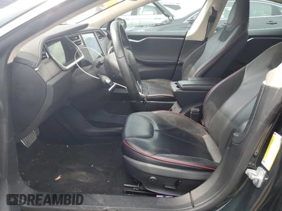 ✅ 2013 Tesla Model S Performance • VIN: 5YJSA1DP0DFP26001 • Lot: 62592675. Wystawiony na Copart z przebiegiem Nie podano. Bezpłatny archiwum sprzedaży aukcyjnych z USA i szczegółowy raport historii pojazdu na DreamBid. Zdjęcie 7.