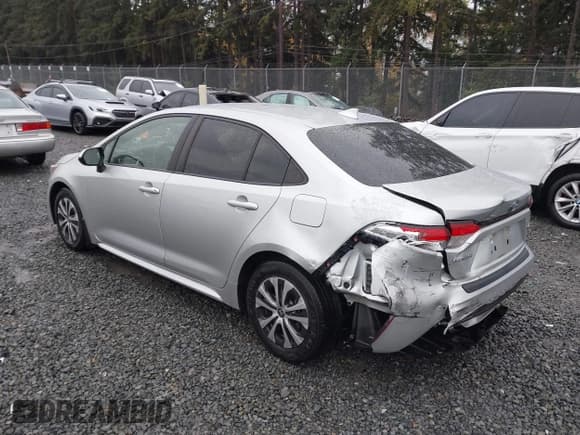 ✅ 2022 Toyota Corolla Hybrid LE • VIN: JTDEAMDE3NJ045628 • Lot: 43593704. Wystawiony na IAAI z przebiegiem 46 758 mil. Bezpłatny archiwum sprzedaży aukcyjnych z USA i szczegółowy raport historii pojazdu na DreamBid. Zdjęcie 3.