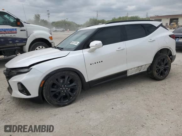 2021 Chevrolet Blazer RS with VIN 3GNKBKRS0MS513578, listed as a Copart auction lot 66307364 with 136,641 mi miles and Salvage title. Bid and sale history available at DreamBid. Image 1.