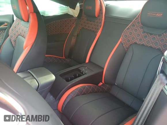 ✅ 2024 Bentley Continental GT Mulliner • VIN: SCBCT2ZG5RC013955 • Lot: 67861605. Wystawiony na Copart z przebiegiem Nie podano. Bezpłatny archiwum sprzedaży aukcyjnych z USA i szczegółowy raport historii pojazdu na DreamBid. Zdjęcie 10.