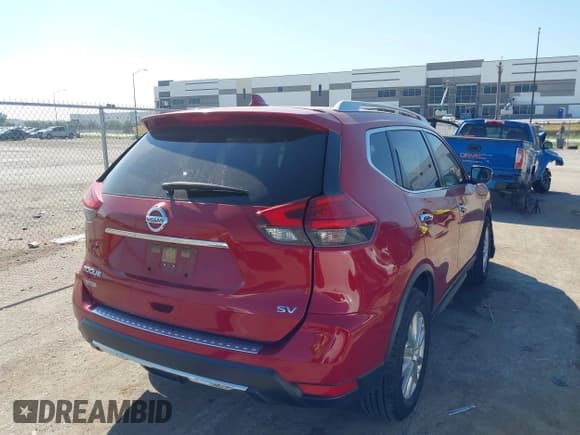 ✅ 2017 Nissan Rogue SV • VIN: JN8AT2MT5HW382017 • Lot: 43204397. Listed on IAAI with 113,133 mi. Free auction sales archive from the USA and detailed vehicle history report at DreamBid. Image 4.