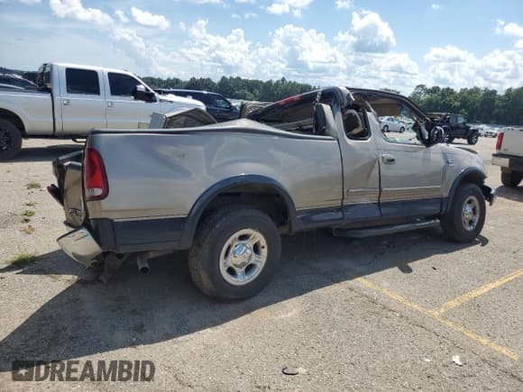 ✅ 2001 Ford F-150 XL • VIN: 1FTRX17LX1NA21788 • Lot: 68321975. Listed on Copart with Not provided. Free auction sales archive from the USA and detailed vehicle history report at DreamBid. Image 3.