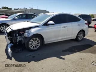 ✅ 2019 Hyundai Accent SE • VIN: 3KPC24A33KE051994 • Лот: 72327234. Опубликован ранее на Copart с пробегом 92 968 миль. Бесплатный доступ к архиву аукционных продаж из США и подробный отчёт об истории автомобиля на DreamBid. Изображение 1.