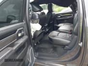 ✅ 2022 Ram 2500 Laramie • VIN: 3C6UR5FJ4NG430631 • Lot: 42880288. Wystawiony na IAAI z przebiegiem 22 158 mil. Bezpłatny archiwum sprzedaży aukcyjnych z USA i szczegółowy raport historii pojazdu na DreamBid. Zdjęcie 8.