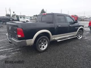 ✅ 2010 Dodge 1500 SLT • VIN: 1D7RV1CT8AS142208 • Lot: 41062273. Wystawiony na IAAI z przebiegiem 233 623 mil. Bezpłatny archiwum sprzedaży aukcyjnych z USA i szczegółowy raport historii pojazdu na DreamBid. Zdjęcie 4.
