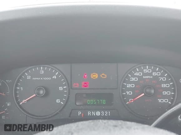 ✅ 2005 Ford F-250 XL • VIN: 1FTNF215X5EA96417 • Lot: 42220199. Listed on IAAI with 85,778 mi. Free auction sales archive from the USA and detailed vehicle history report at DreamBid. Image 7.