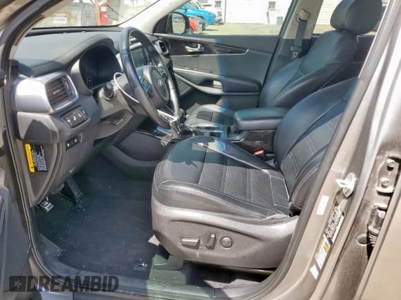 ✅ 2016 Kia Sorento EX • VIN: 5XYPH4A54GG041387 • Lot: 56433815. Listed on Copart with 143,378 mi. Free auction sales archive from the USA and detailed vehicle history report at DreamBid. Image 7.