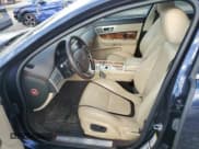 ✅ 2015 Jaguar XF Portfolio • VIN: SAJWJ0FF2F8U52269 • Lot: 82776395. Wystawiony na Copart z przebiegiem 75 958 mil. Bezpłatny archiwum sprzedaży aukcyjnych z USA i szczegółowy raport historii pojazdu na DreamBid. Zdjęcie 7.