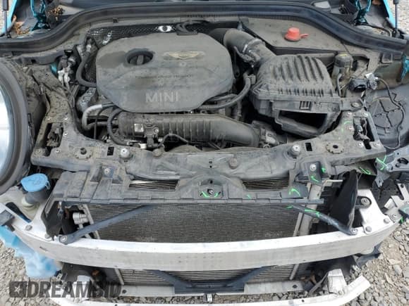 ✅ 2016 MINI Convertible • VIN: WMWWG5C57G3C19573 • Лот: 70160835. Опубликован ранее на Copart с пробегом 147 870 миль. Бесплатный доступ к архиву аукционных продаж из США и подробный отчёт об истории автомобиля на DreamBid. Изображение 11.