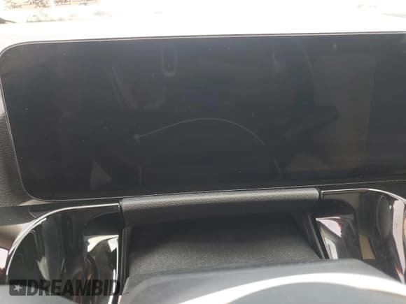 ✅ 2024 Mercedes-Benz GLA 250 • VIN: W1N4N4GB3RJ570611 • Lot: 68035515. Wystawiony na Copart z przebiegiem Nie podano. Bezpłatny archiwum sprzedaży aukcyjnych z USA i szczegółowy raport historii pojazdu na DreamBid. Zdjęcie 9.