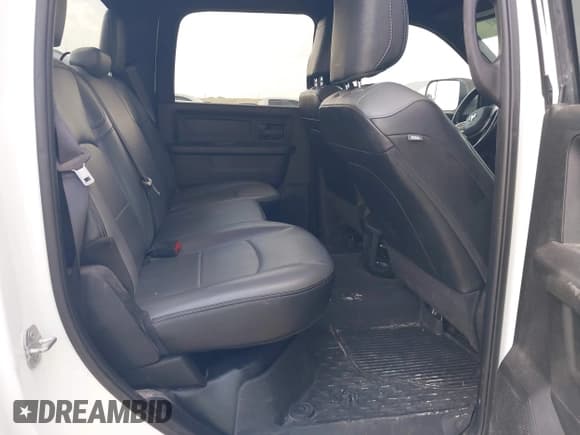 ✅ 2022 Ram 2500 Tradesman • VIN: 3C6UR5CJ3NG298322 • Lot: 43000975. Listed on IAAI with 97,692 mi. Free auction sales archive from the USA and detailed vehicle history report at DreamBid. Image 8.