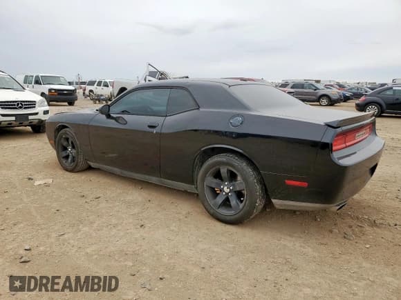 ✅ 2014 Dodge Challenger R/T Classic • VIN: 2C3CDYBTXEH277057 • Lot: 84635555. Listed on Copart with 137,261 mi. Free auction sales archive from the USA and detailed vehicle history report at DreamBid. Image 2.