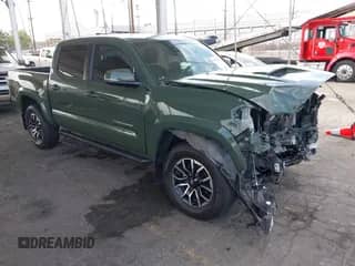2022 Toyota Tacoma SR5 с VIN 3TMAZ5CN8NM180525, выставлен на аукционе IAAI как лот 42750259 с пробегом 52 414 миль миль и . История ставок и продаж доступна на DreamBid. Изображение 1.