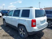 ✅ 2017 Jeep Patriot 75th Anniversary • VIN: 1C4NJRAB3HD188413 • Lot: 42461102. Wystawiony na IAAI z przebiegiem 118 284 mil. Bezpłatny archiwum sprzedaży aukcyjnych z USA i szczegółowy raport historii pojazdu na DreamBid. Zdjęcie 3.