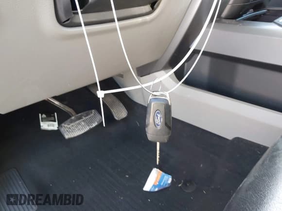 ✅ 2020 Ford F-250 XL • VIN: 1FT7W2BT1LEC27947 • Lot: 43452698. Wystawiony na IAAI z przebiegiem 157 574 mil. Bezpłatny archiwum sprzedaży aukcyjnych z USA i szczegółowy raport historii pojazdu na DreamBid. Zdjęcie 11.