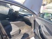 ✅ 2024 Tesla Model 3 • VIN: 5YJ3E1EA6RF825576 • Lot: 43149115. Wystawiony na IAAI z przebiegiem 7 988 mil. Bezpłatny archiwum sprzedaży aukcyjnych z USA i szczegółowy raport historii pojazdu na DreamBid. Zdjęcie 5.