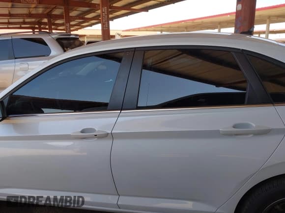 ✅ 2023 Volkswagen Jetta SE • VIN: 3VWEM7BU6PM043099 • Лот: 42905447. Опубликован ранее на IAAI с пробегом 31 501 миль. Бесплатный доступ к архиву аукционных продаж из США и подробный отчёт об истории автомобиля на DreamBid. Изображение 14.