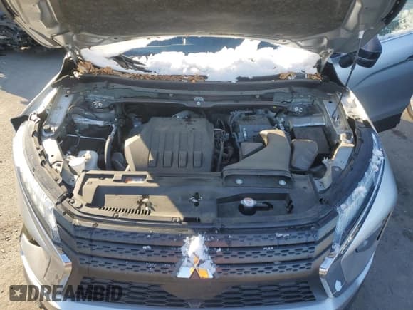 ✅ 2022 Mitsubishi Eclipse Cross LE • VIN: JA4ATVAA4NZ000886 • Lot: 85720954. Listed on Copart with 37,511 mi. Free auction sales archive from the USA and detailed vehicle history report at DreamBid. Image 12.