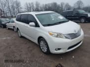 ✅ 2011 Toyota Sienna XLE • VIN: 5TDDK3DC8BS010051 • Lot: 41405424. Listed on IAAI with 293,348 mi. Free auction sales archive from the USA and detailed vehicle history report at DreamBid. Image 1.