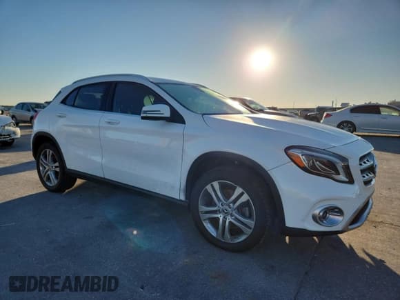 ✅ 2019 Mercedes-Benz GLA 250 • VIN: WDCTG4EB1KU003859 • Lot: 90526335. Wystawiony na Copart z przebiegiem 123 618 mil. Bezpłatny archiwum sprzedaży aukcyjnych z USA i szczegółowy raport historii pojazdu na DreamBid. Zdjęcie 4.