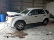 ✅ 2008 Ford Escape XLS • VIN: 1FMCU02Z18KC18571 • Lot: 93181235. Listed on Copart with 147,586 mi. Free auction sales archive from the USA and detailed vehicle history report at DreamBid. Image 1.