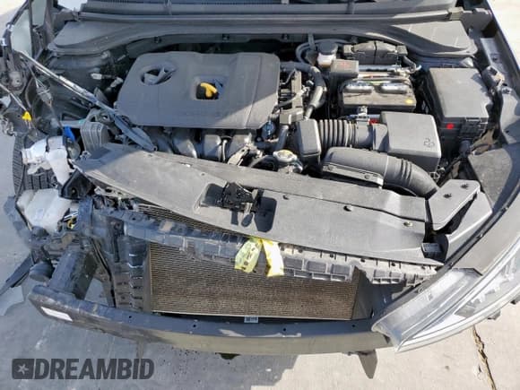 ✅ 2020 Hyundai Elantra SEL • VIN: 5NPD84LF1LH584630 • Lot: 62100845. Listed on Copart with 83,030 mi. Free auction sales archive from the USA and detailed vehicle history report at DreamBid. Image 11.