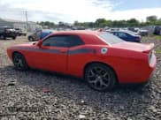 ✅ 2015 Dodge Challenger R/T Plus • VIN: 2C3CDZBT6FH788630 • Lot: 64865383. Wystawiony na Copart z przebiegiem 130 047 mil. Bezpłatny archiwum sprzedaży aukcyjnych z USA i szczegółowy raport historii pojazdu na DreamBid. Zdjęcie 2.