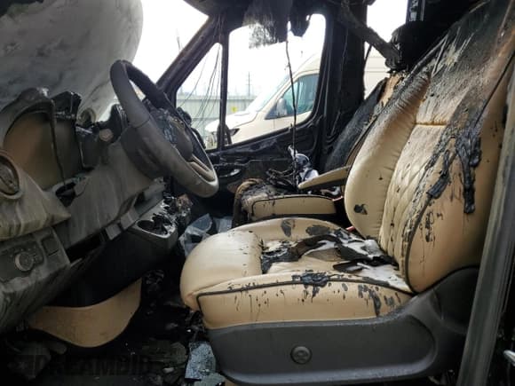 ✅ 2020 Mercedes-Benz Sprinter Cargo • VIN: W1X5EDHY4LT024541 • Lot: 83363764. Listed on Copart with Not provided. Free auction sales archive from the USA and detailed vehicle history report at DreamBid. Image 7.