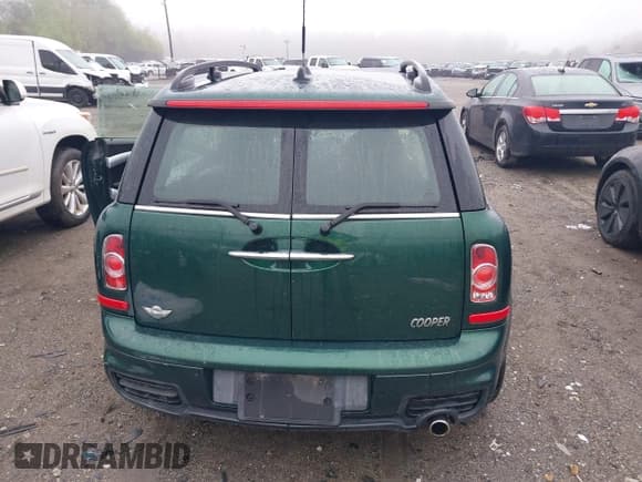 ✅ 2014 MINI Clubman • VIN: WMWZF3C50ET571554 • Lot: 42193844. Wystawiony na IAAI z przebiegiem 70 422 mil. Bezpłatny archiwum sprzedaży aukcyjnych z USA i szczegółowy raport historii pojazdu na DreamBid. Zdjęcie 17.