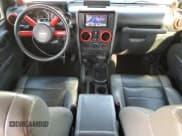 ✅ 2010 Jeep Wrangler Unlimited Sahara • VIN: 1J4BA5H17AL144056 • Лот: 84953935. Опубликован ранее на Copart с пробегом 171 661 миль. Бесплатный доступ к архиву аукционных продаж из США и подробный отчёт об истории автомобиля на DreamBid. Изображение 8.