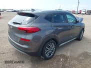 ✅ 2020 Hyundai Tucson Sport • VIN: KM8J3CAL5LU196127 • Lot: 43394221. Wystawiony na IAAI z przebiegiem 78 961 mil. Bezpłatny archiwum sprzedaży aukcyjnych z USA i szczegółowy raport historii pojazdu na DreamBid. Zdjęcie 4.