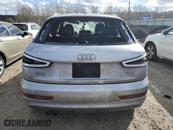 ✅ 2015 Audi Q3 Prestige • VIN: WA1GFCFS6FR014457 • Lot: 38018973. Listed on Copart with 163,572 mi. Free auction sales archive from the USA and detailed vehicle history report at DreamBid. Image 6.