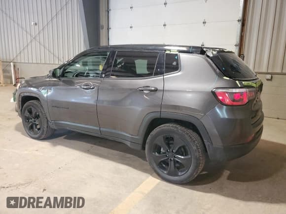 ✅ 2019 Jeep Compass Latitude • VIN: 3C4NJDBB5KT724071 • Lot: 58203735. Wystawiony na Copart z przebiegiem 57 873 mil. Bezpłatny archiwum sprzedaży aukcyjnych z USA i szczegółowy raport historii pojazdu na DreamBid. Zdjęcie 2.