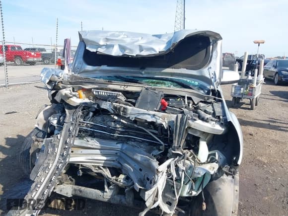 ✅ 2017 Chevrolet Equinox LT • VIN: 2GNALCEK7H6231995 • Лот: 43084054. Опубликован ранее на IAAI с пробегом Не указан. Бесплатный доступ к архиву аукционных продаж из США и подробный отчёт об истории автомобиля на DreamBid. Изображение 13.