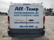 ✅ 2015 Ford Transit Cargo • VIN: 1FTYE1YM3FKA66668 • Lot: 49685285. Wystawiony na Copart z przebiegiem 116 586 mil. Bezpłatny archiwum sprzedaży aukcyjnych z USA i szczegółowy raport historii pojazdu na DreamBid. Zdjęcie 6.