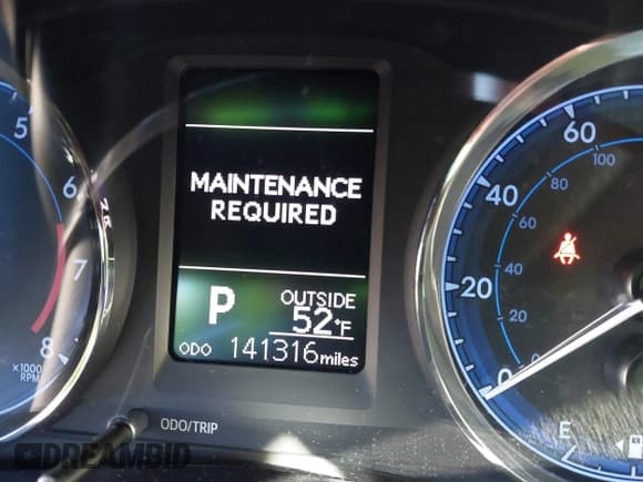 ✅ 2018 Toyota Corolla L • VIN: 2T1BURHE5JC051955 • Lot: 43692494. Listed on IAAI with 141,316 mi. Free auction sales archive from the USA and detailed vehicle history report at DreamBid. Image 15.