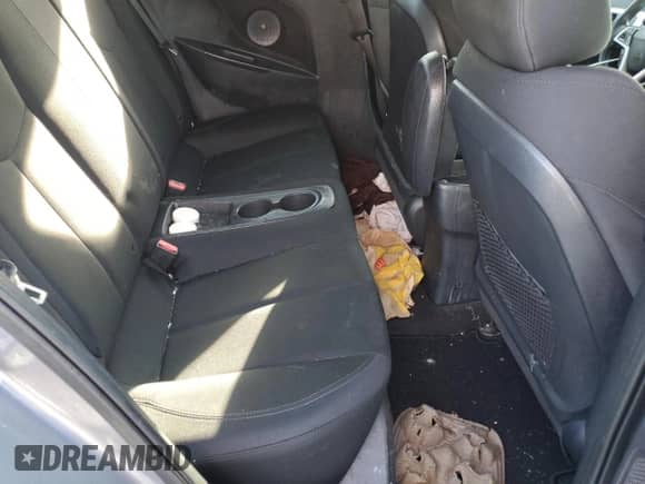 ✅ 2016 Hyundai Veloster • VIN: KMHTC6AD7GU300528 • Лот: 76199764. Размещён на Copart с пробегом Не указан миль. Получите бесплатный доступ к архиву аукционных продаж из США и посмотрите подробный отчёт об истории автомобиля на DreamBid. Изображение 10.