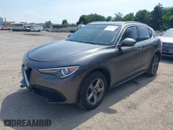 ✅ 2018 Alfa Romeo Stelvio • VIN: ZASFAKAN2J7B78344 • Лот: 42592791. Опубликован ранее на IAAI с пробегом 75 153 миль. Бесплатный доступ к архиву аукционных продаж из США и подробный отчёт об истории автомобиля на DreamBid. Изображение 18.
