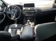 ✅ 2021 BMW X3 M • VIN: 5YMTS0C05M9E94967 • Lot: 63720814. Wystawiony na Copart z przebiegiem Nie podano. Bezpłatny archiwum sprzedaży aukcyjnych z USA i szczegółowy raport historii pojazdu na DreamBid. Zdjęcie 8.