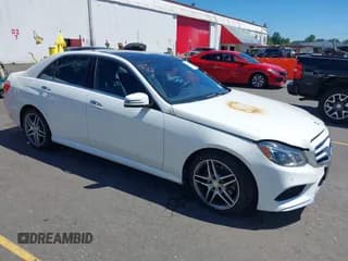 ✅ 2016 Mercedes-Benz E 400 • VIN: WDDHF6HB3GB249455 • Lot: 42367842. Listed on IAAI with Not provided. Free auction sales archive from the USA and detailed vehicle history report at DreamBid. Image 1.